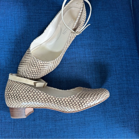 Adrian Allen ballet w low heel and ankle strap.  8 B - Picture 3 of 11